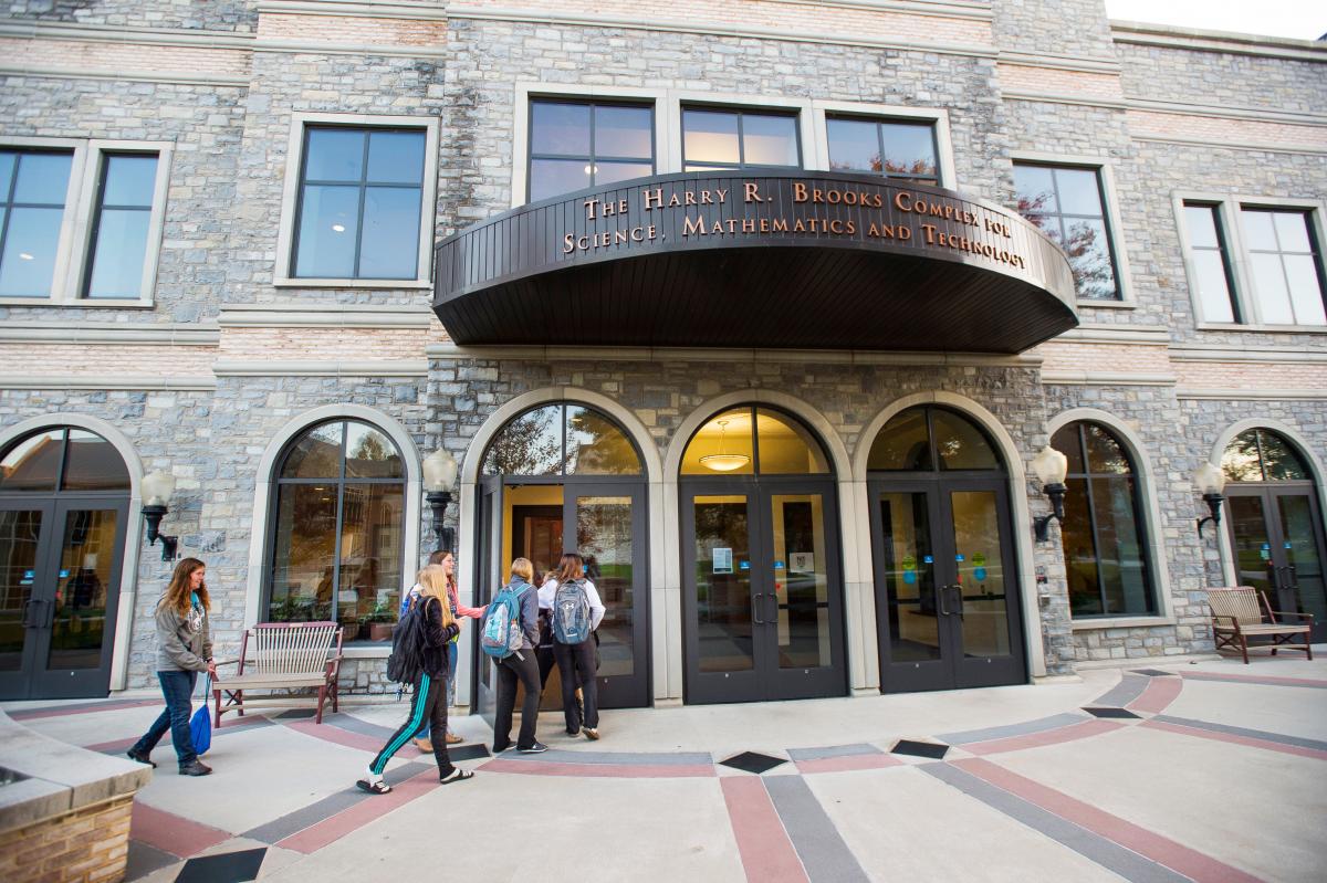 Wilson College Awarded Nearly 1 Million by National Science Foundation